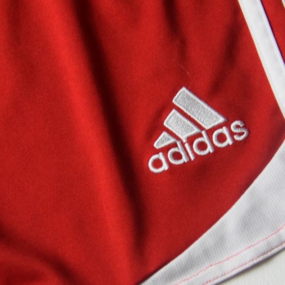 Adidas Old School Shorts - Picture 2 of 6
